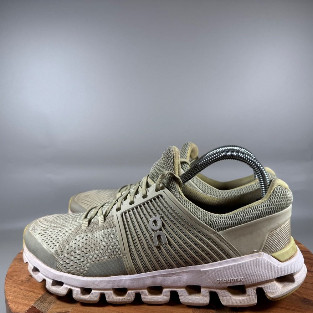On Running Cloudswift Womens 9.5 Hay Leaf Green Road Running Shoes Helion - Picture 3 of 8